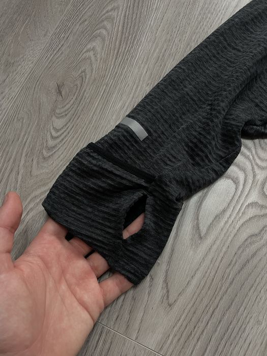 Спортивна кофта Nike