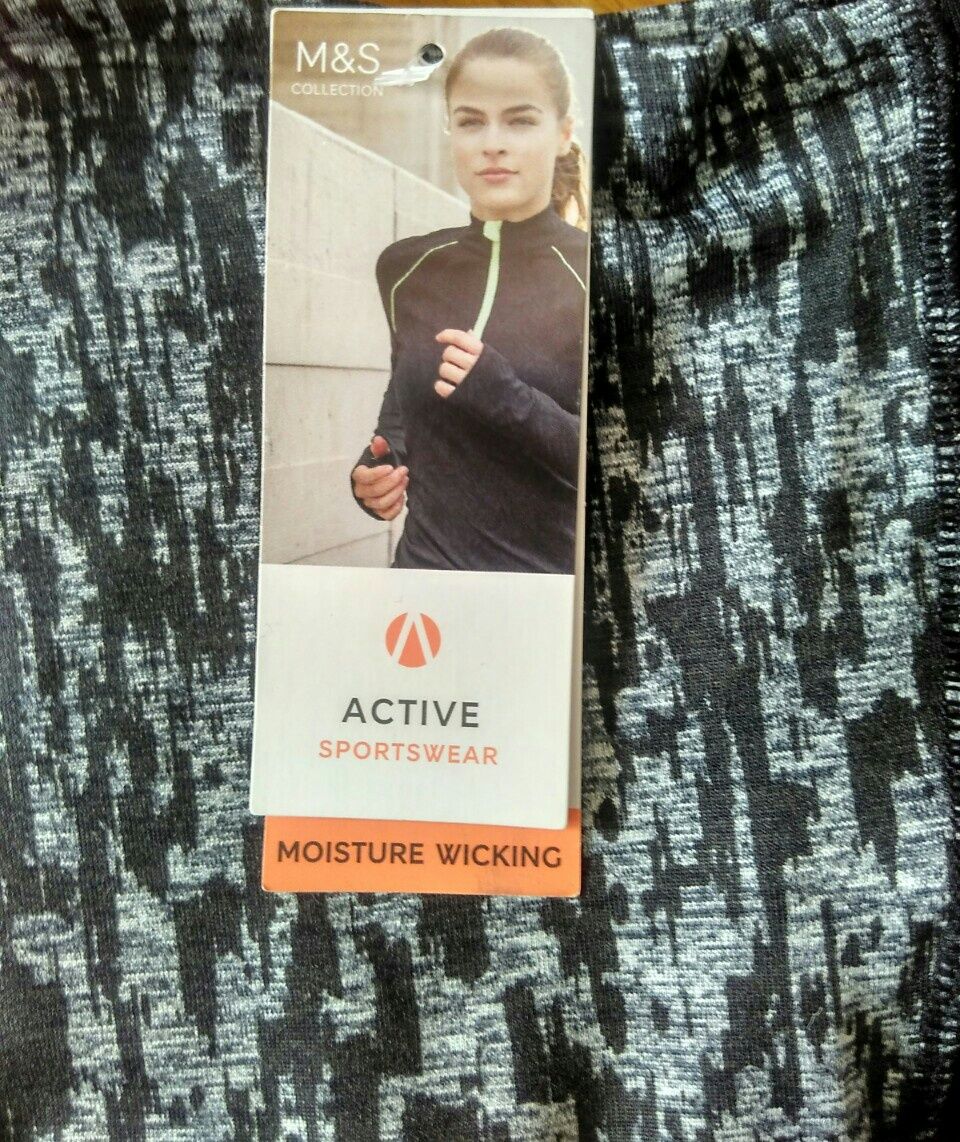 Спортивная майка M&S ACTIVE.