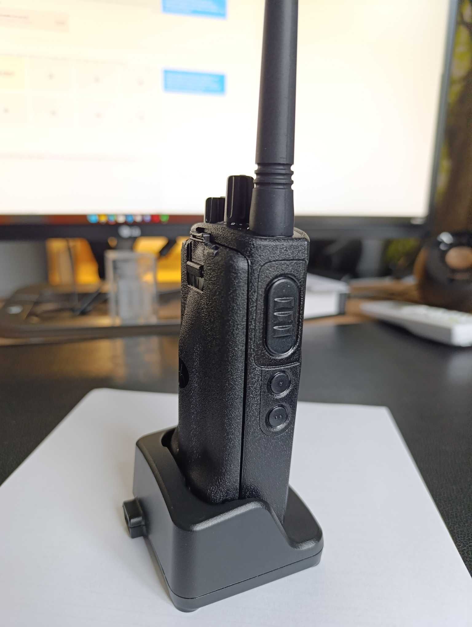 Radiotelefon /zestaw/ Motorola XT 420 Nowy