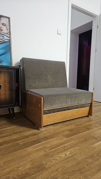 Duży fotel z funkcją spania, drewno, retro, PRL, vintage, mini sofa