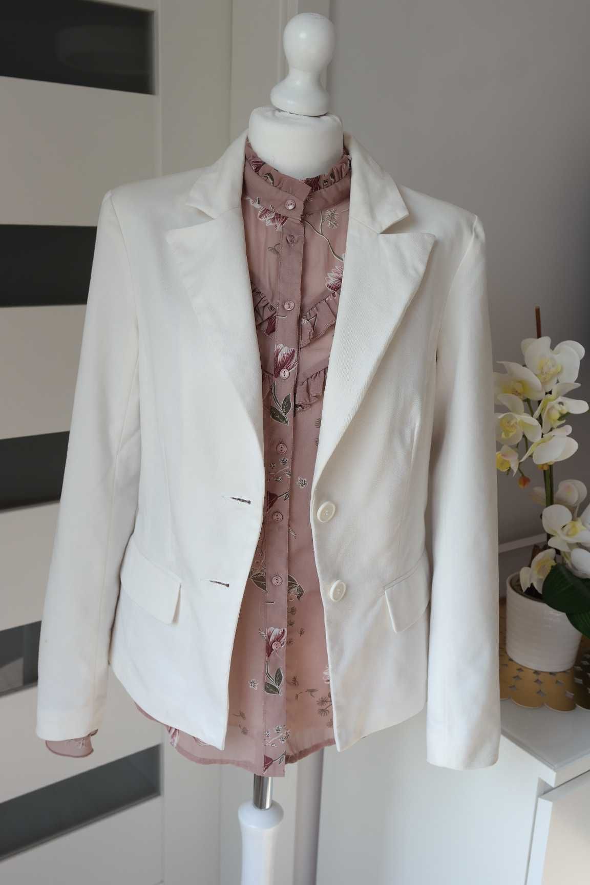 biała marynarka Vero Moda r.38