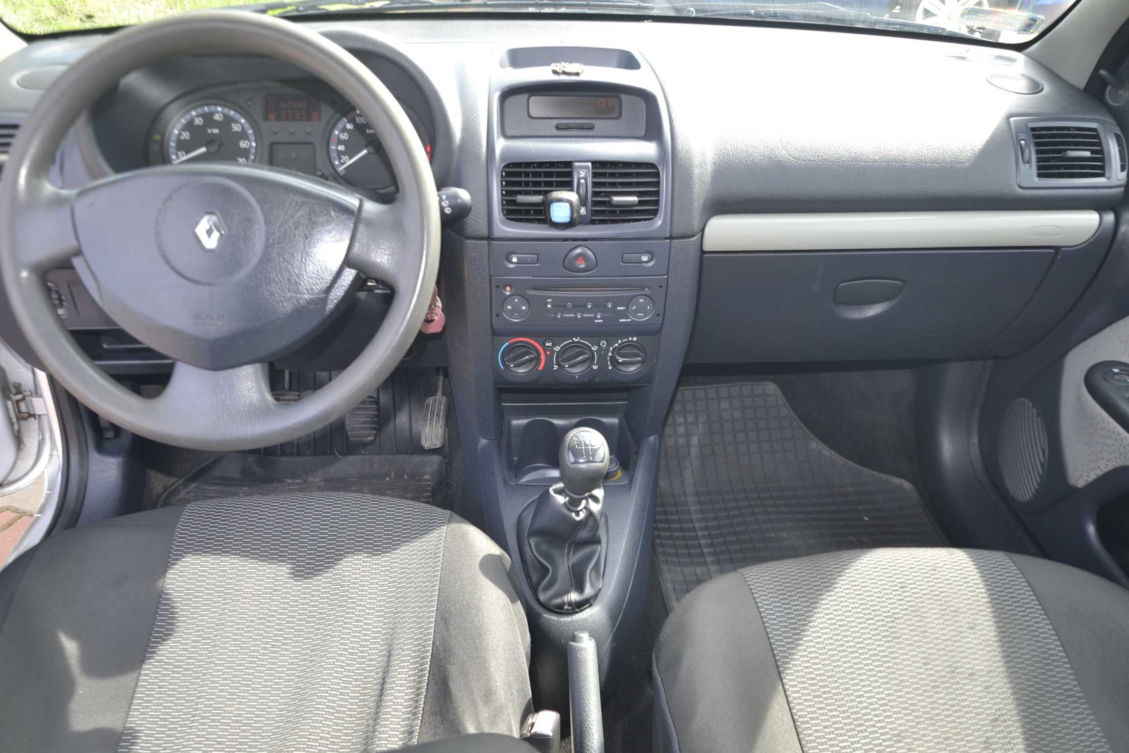 Renault Clio z 2006 roku 1,2 Moc 75KM Klimatyzacja sprawna