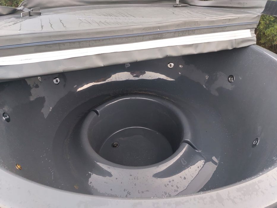 Balia ogrodowa jacuzzi