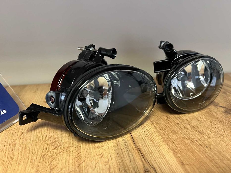 Туманки галогенки  Golf Plus 6 Caddy  Touran Jetta Tiguan