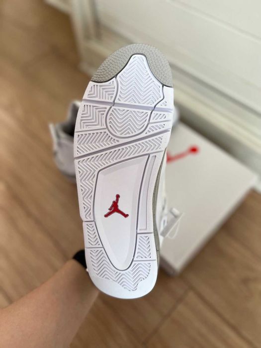 Buty meskie Mokasyny Nike_Jordan_4_Retro_White_Oreo R.38