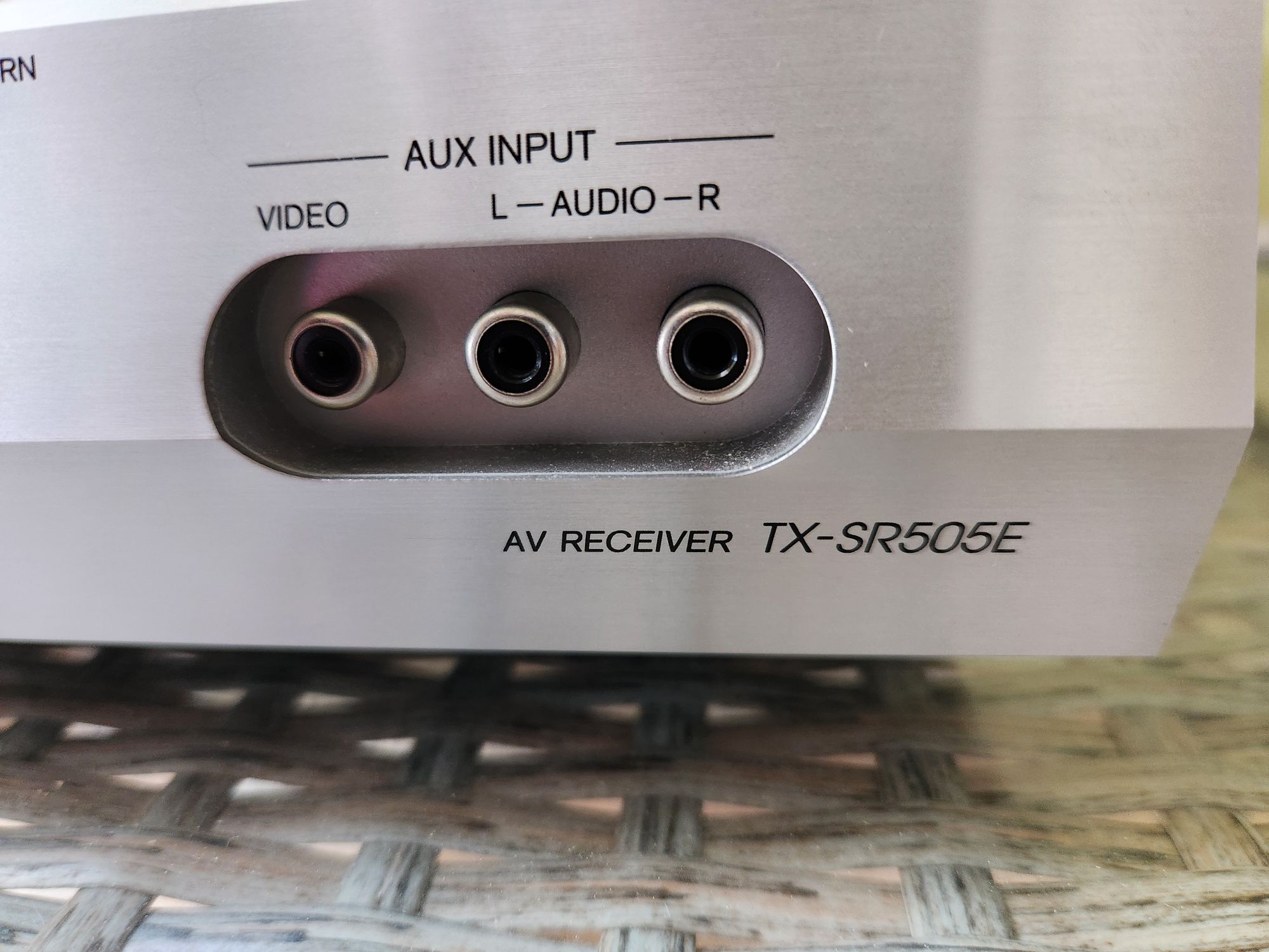 Amplituner Onkyo TX-SR505E + Pilot