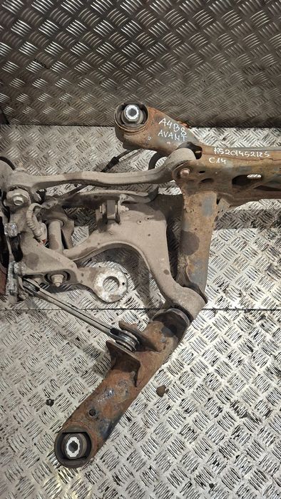 Belka Sanki Zawieszenia Tył Audi A4 B8 Avant