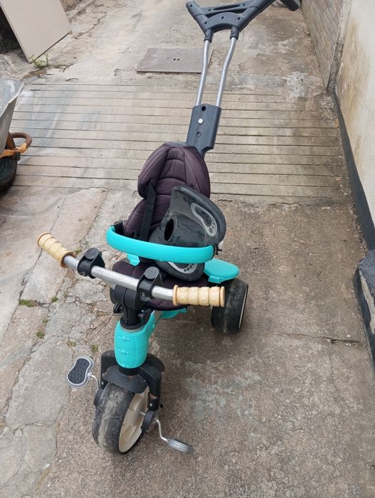Triciclo para criança