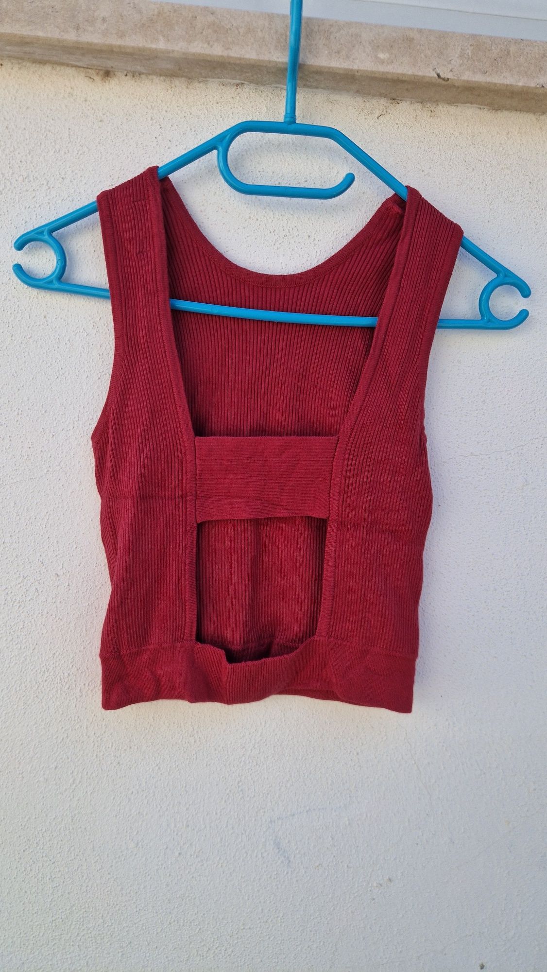 Top vermelho Bershka