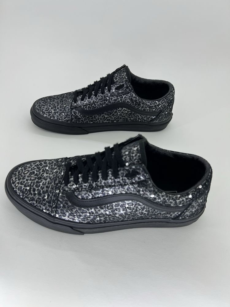 Кросівки жіночі 40р.25,5см. Vans