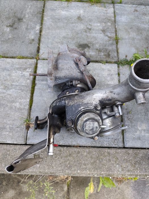 Turbosprężarka 2.0T renault