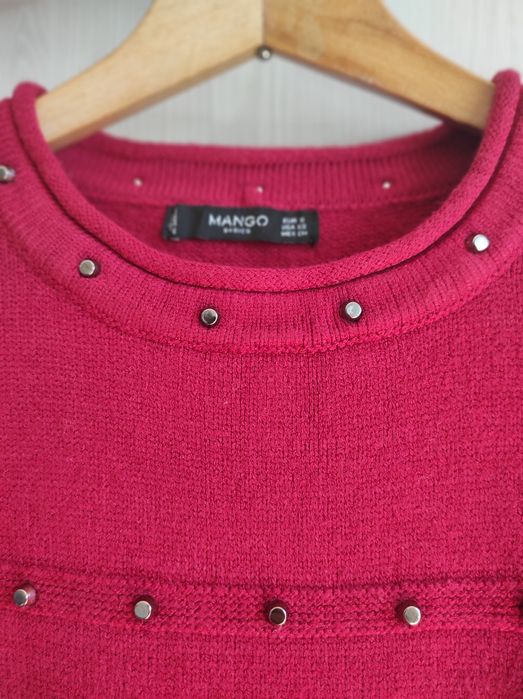 Sweter Mango z kamieniami z wiskozą S-M