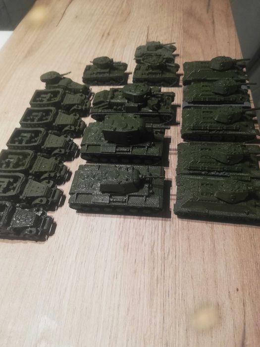 Modele wojskowe 1:100