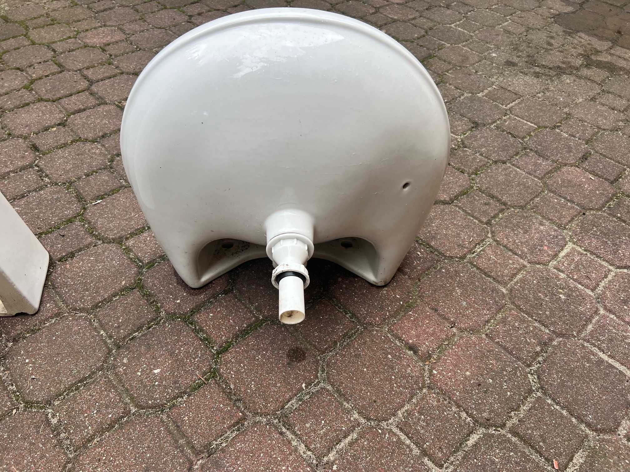umywalka 50 cm z nogą