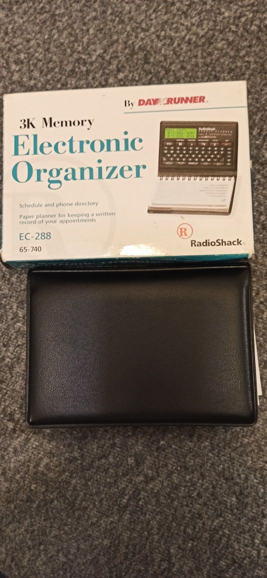 RadioShack EC-288 electronic Organizer. Vintage REZerwacja