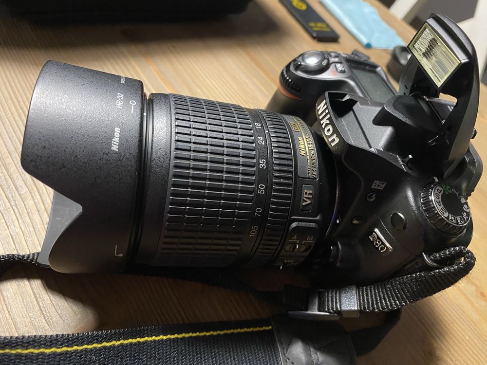 Nikon D80 z obiektywem Nikkor AF‑S DX 18‑105mm f/3.5‑5.6G ED VR