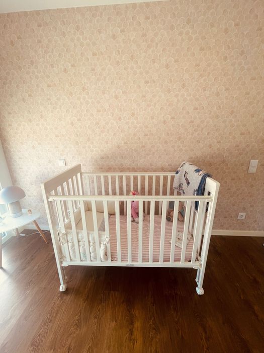 Berço com colchão