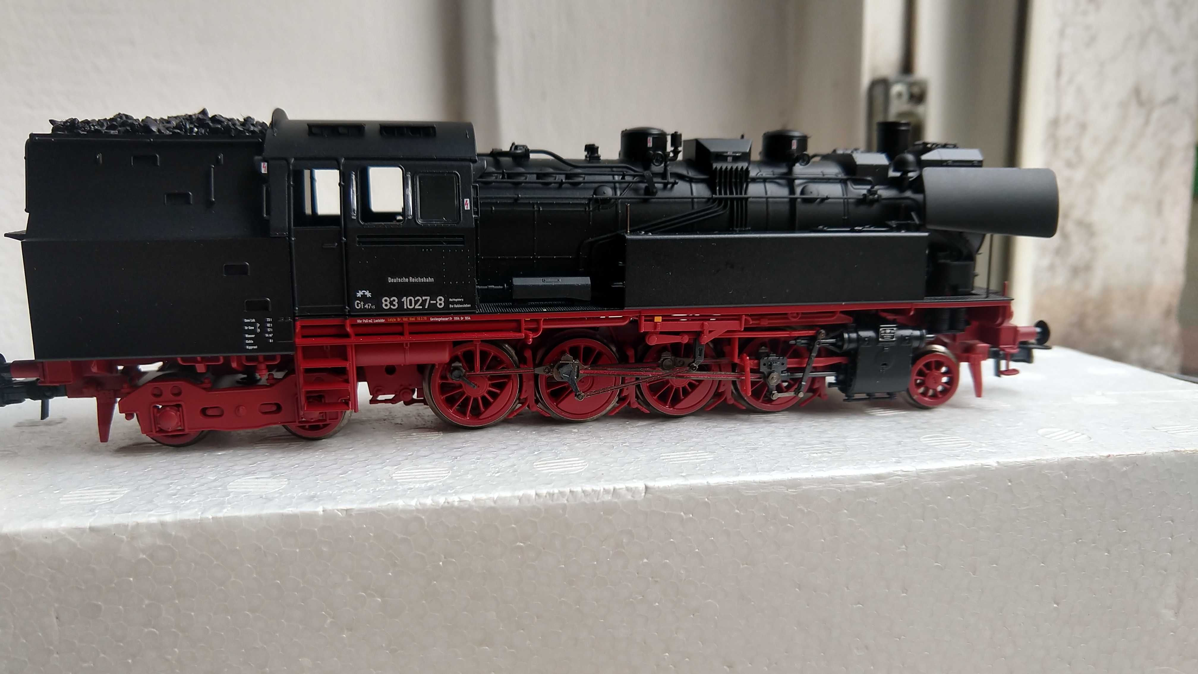 Parowóz BR 83  PIKO "H0"