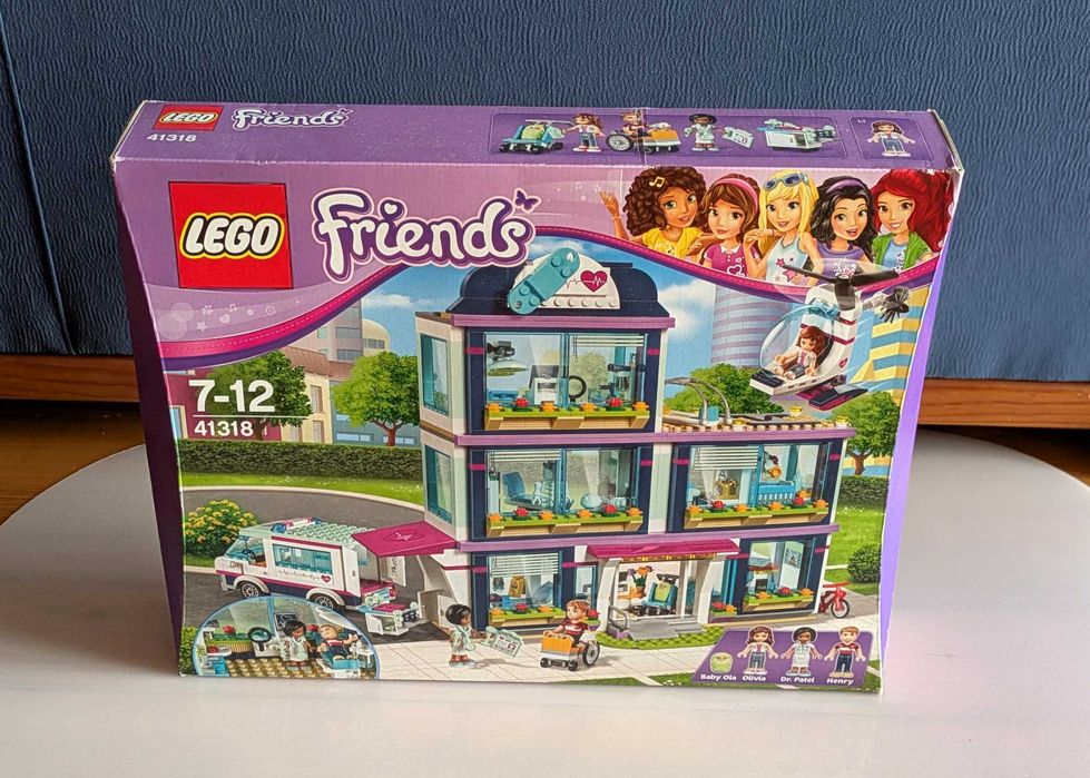 LEGO 41318 Heartlake Hospital