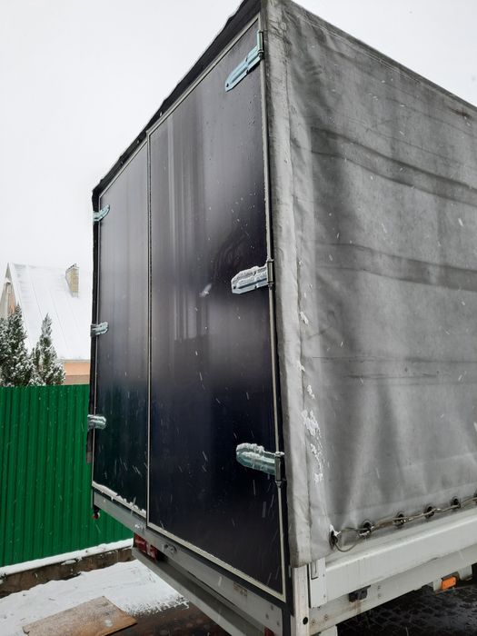 Задній тент на двері. Виготовлення авто дверей до причепів та пландек.