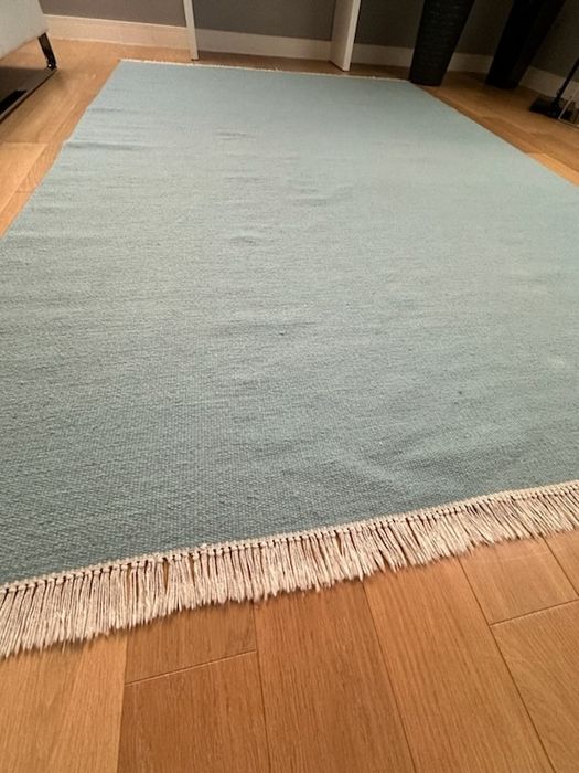 Dywan  w kolorze turkusowym