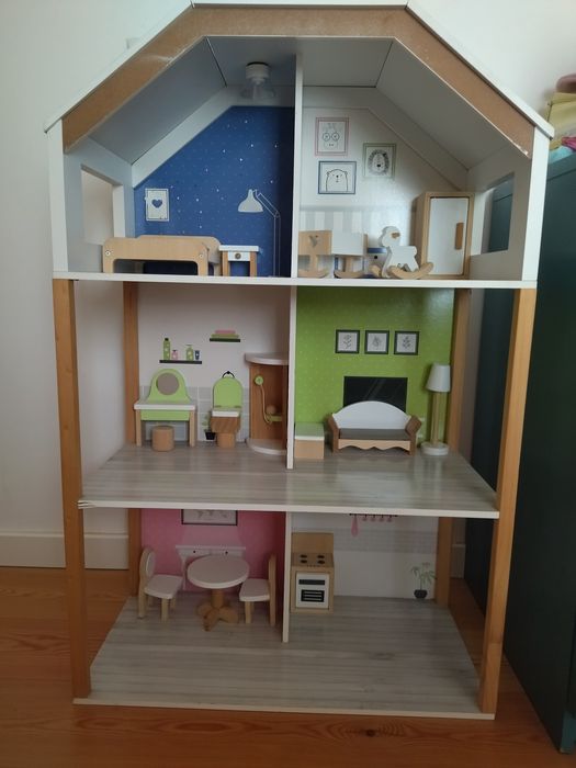 Casa grande de bonecas