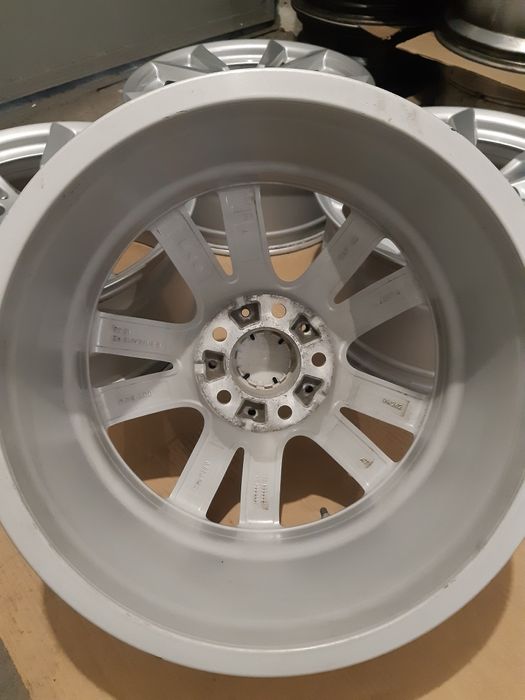 Диски 5/120 r18 на BMW  орігінал.