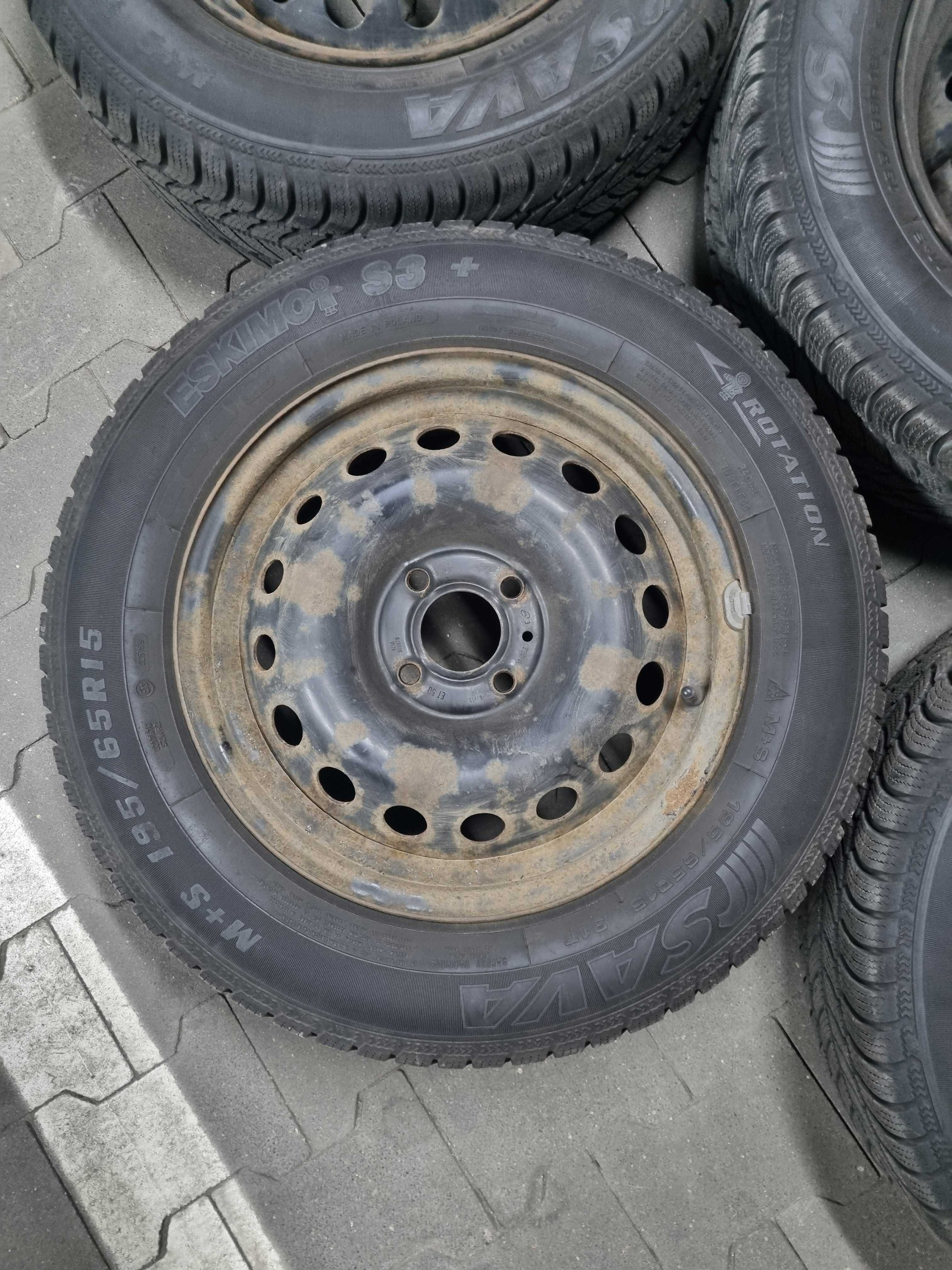 Opony zimowe Sava 195/65 R15 + felgi stalowe