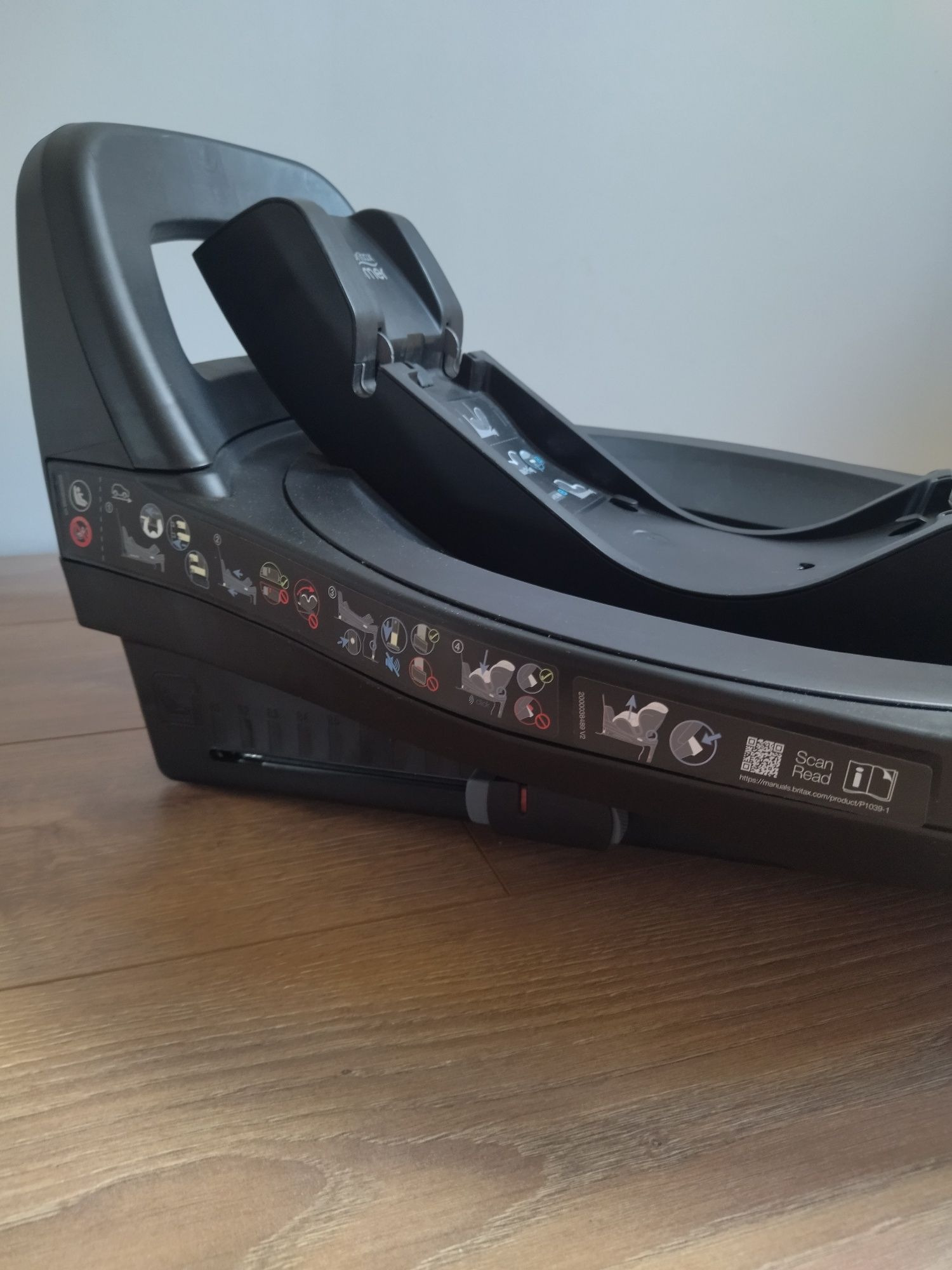 Fotelik Britax Römer Baby-safe Pro z bazą obrotową Vario Base 5Z