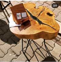 Stolik kawowy plaster drewna z żywicą akacja