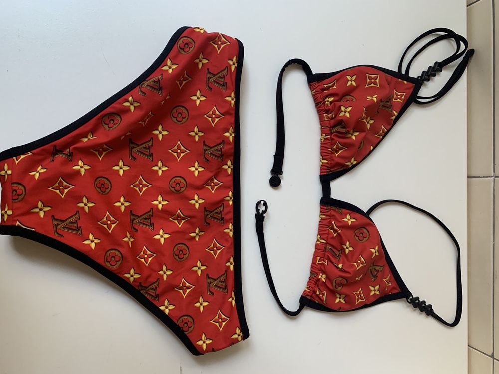 Louis Vuitton stroj kapielowy