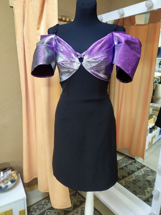 Платье коктейльное