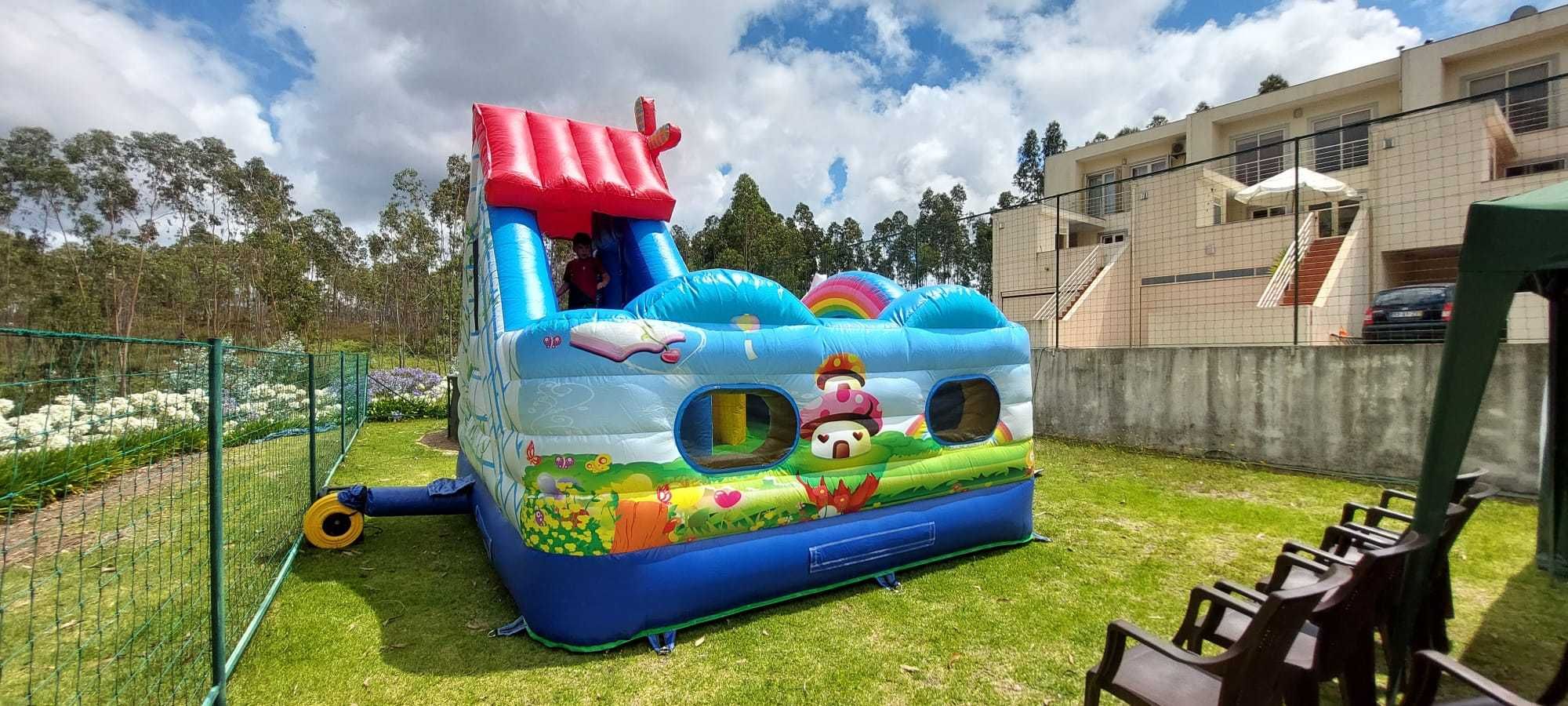 INSUFLÁVEL NOVO À VENDA – TEMA UNICORNIO | lobitos.pt