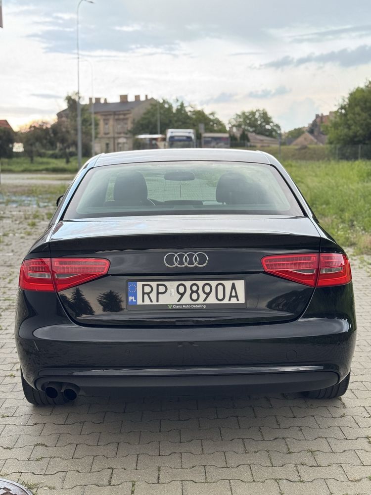 Audi A4 B8 FL | 1.8 TFSI 170KM | Czarny | 128k km | 2 komplety kół