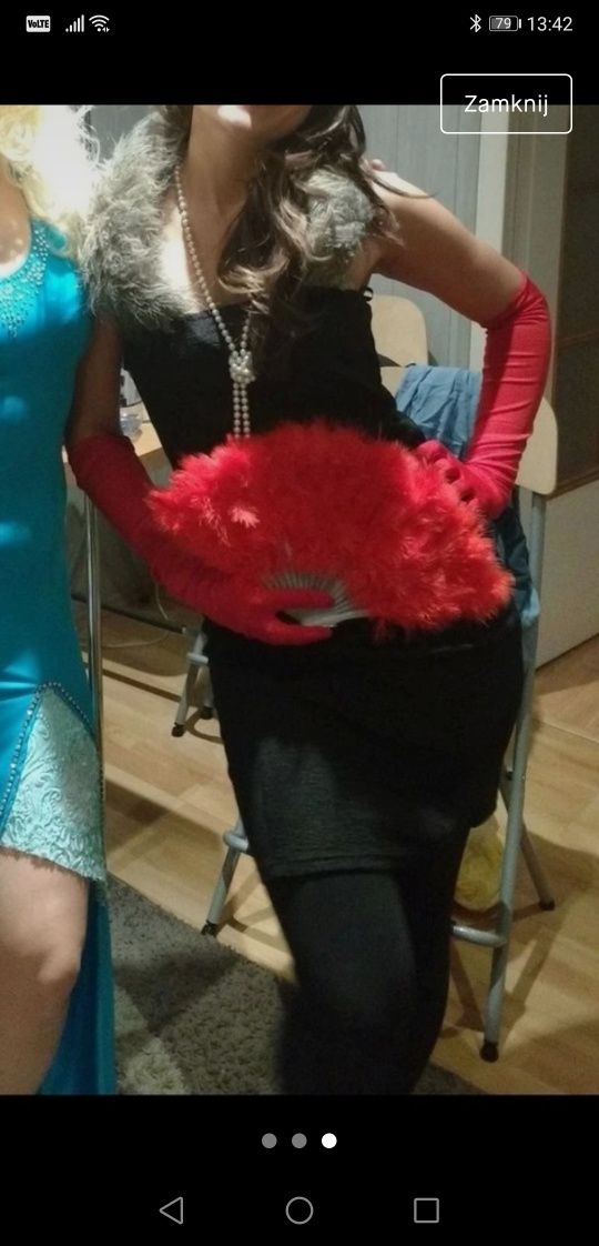 Czerwona dopasowana sukienka M