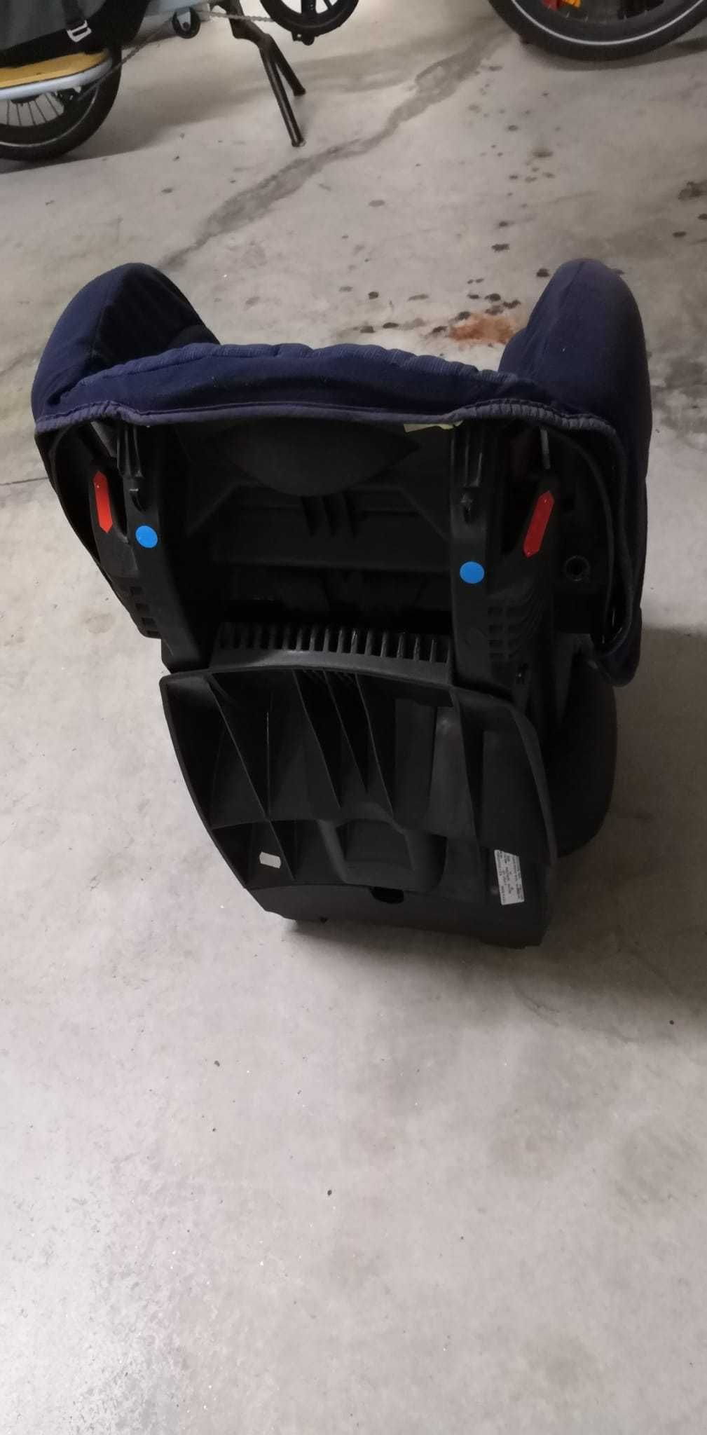 Cadeira Auto Bébé Confort - Grupos 1/2/3 - 20€