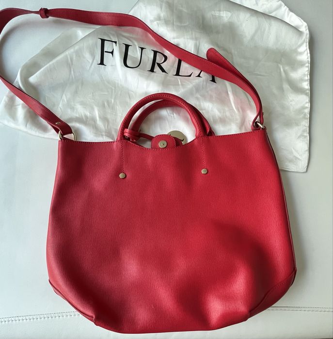 Mala Furla como nova, vermelho único!