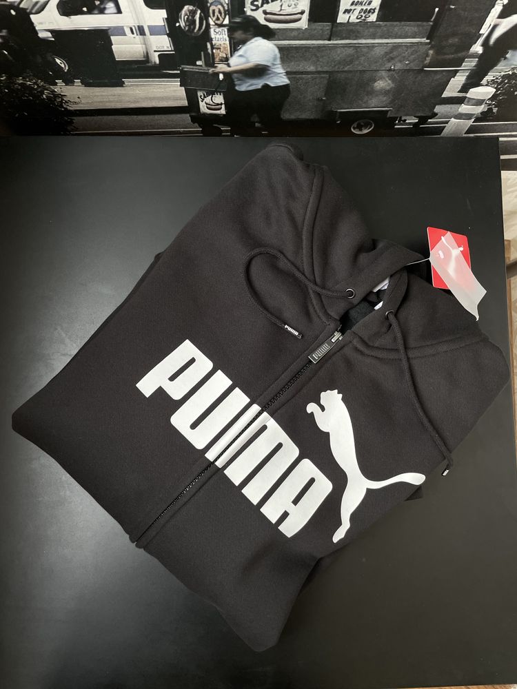 Худі на замку Puma оригінал  на флісі розмір S зіпка