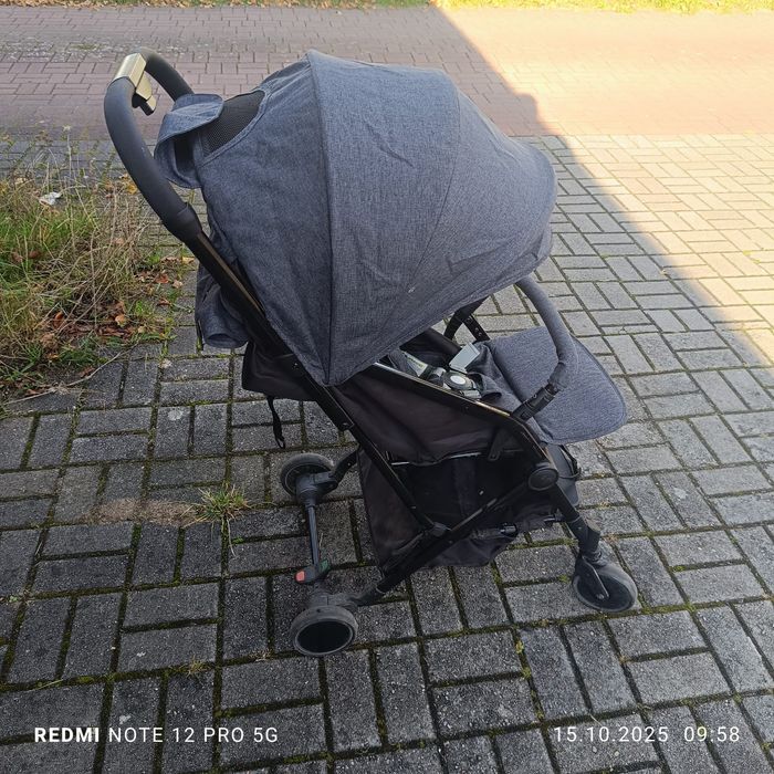 Wózek spacerowy lekki wygodny