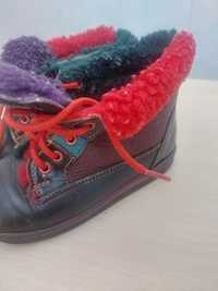 Осінні ботинки для дівчинки