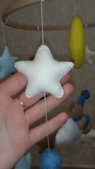 Дитячий мобіль ручної роботи