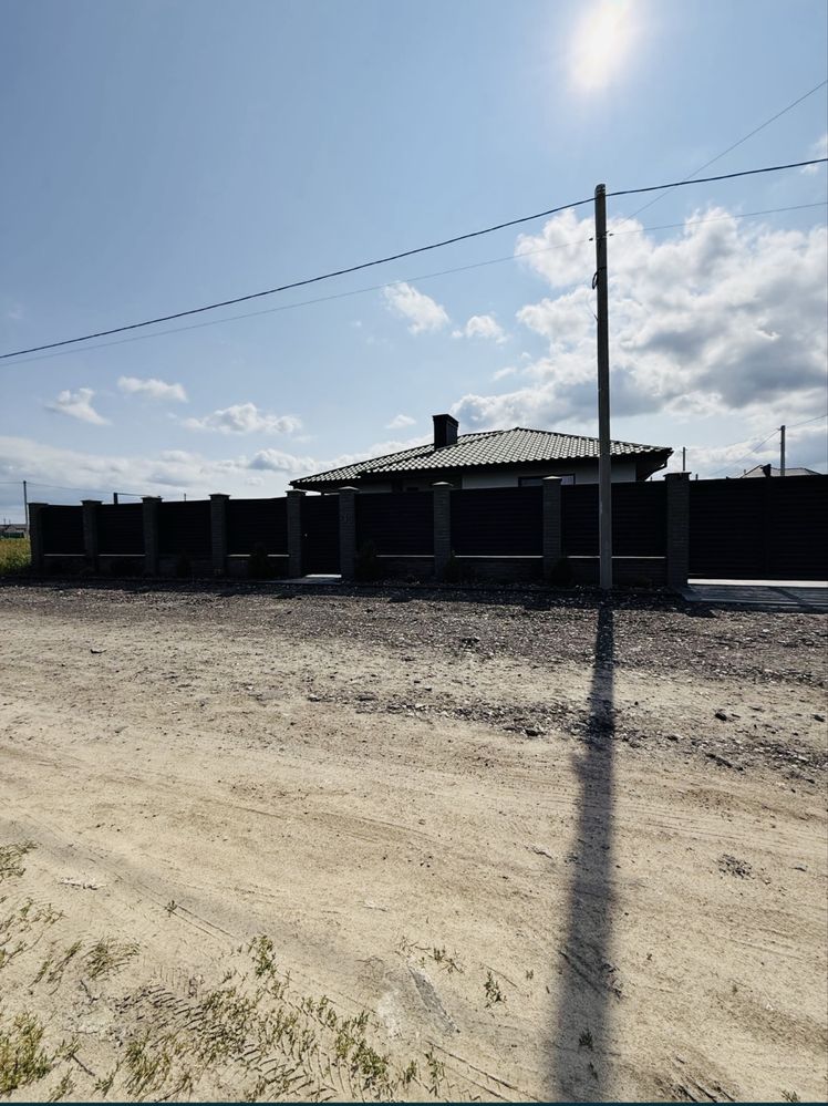 БЕЗ КОМІСІЇ, будинок з новим РЕМОНТОМ, заходь і живи, Держпрограми ТАК