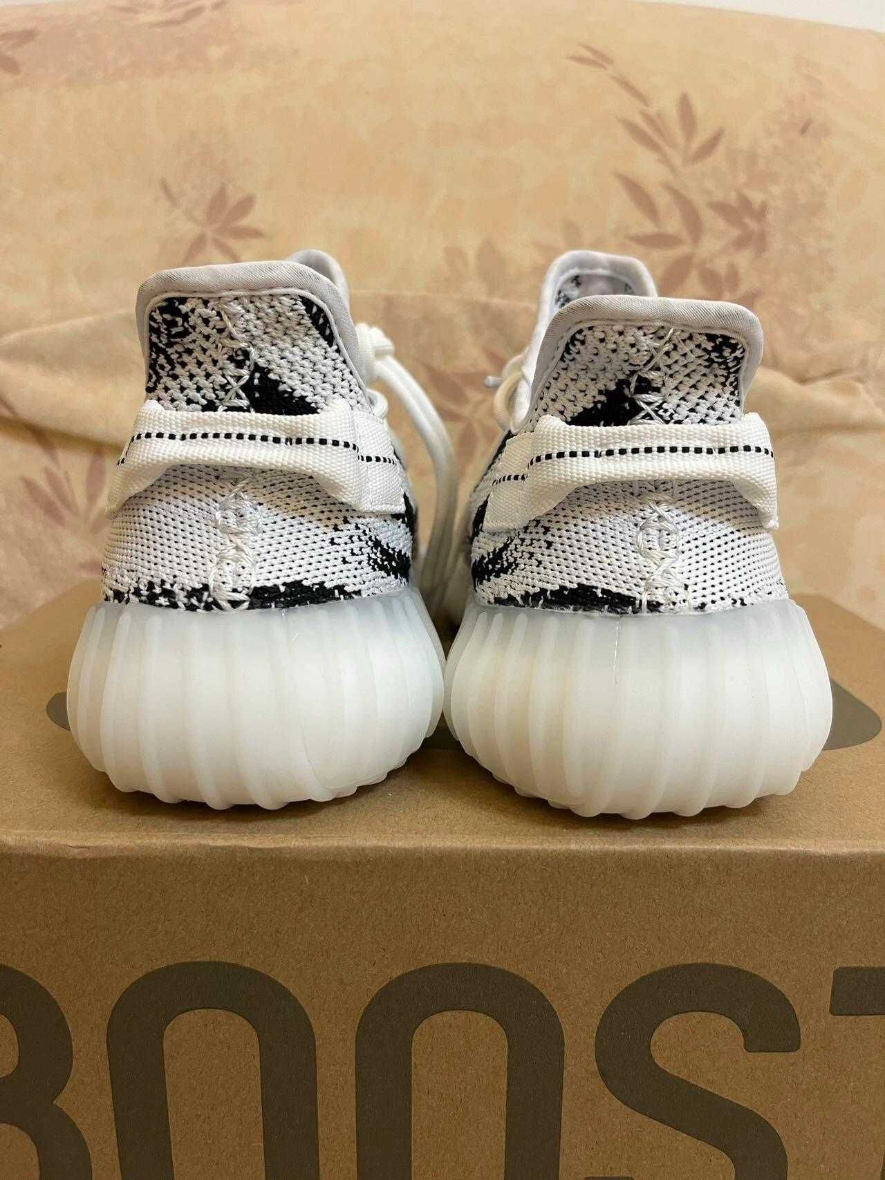 Zebra\Yeezy Boost*adidas 350 V2 nowy UnisexTrampki.41
