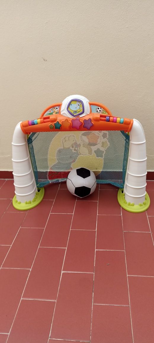 Baliza com bola - Chicco
