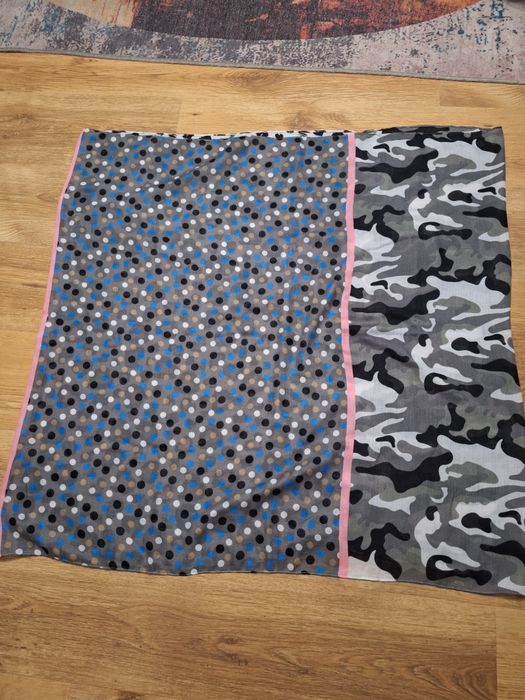 Chusta komin wzorzysta damska