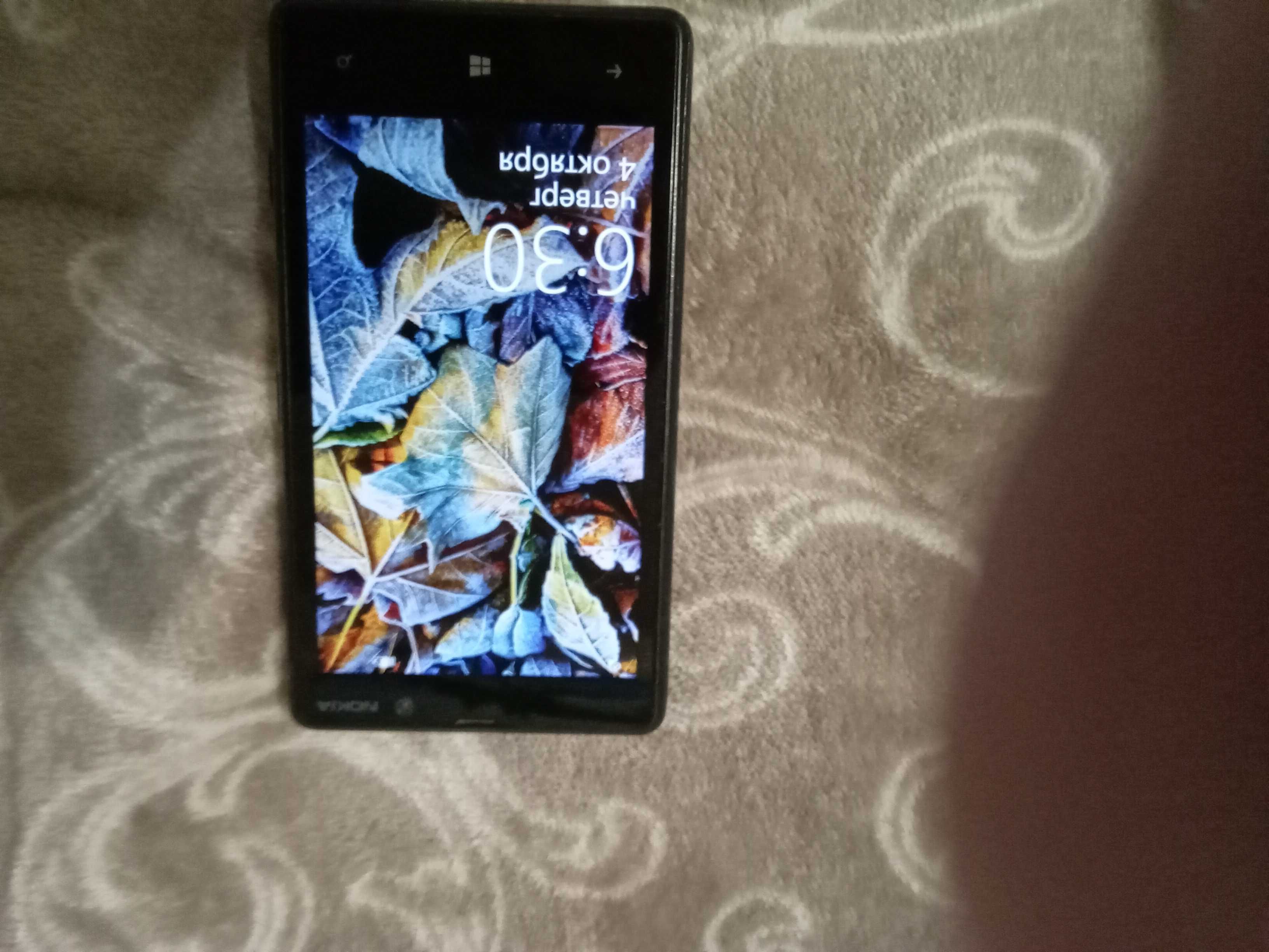 Продам Nokia Lumia 820
