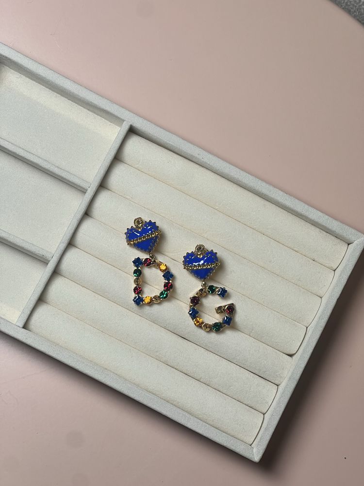 Сережки YSL, CHANEL, Dolce&Gabbana!