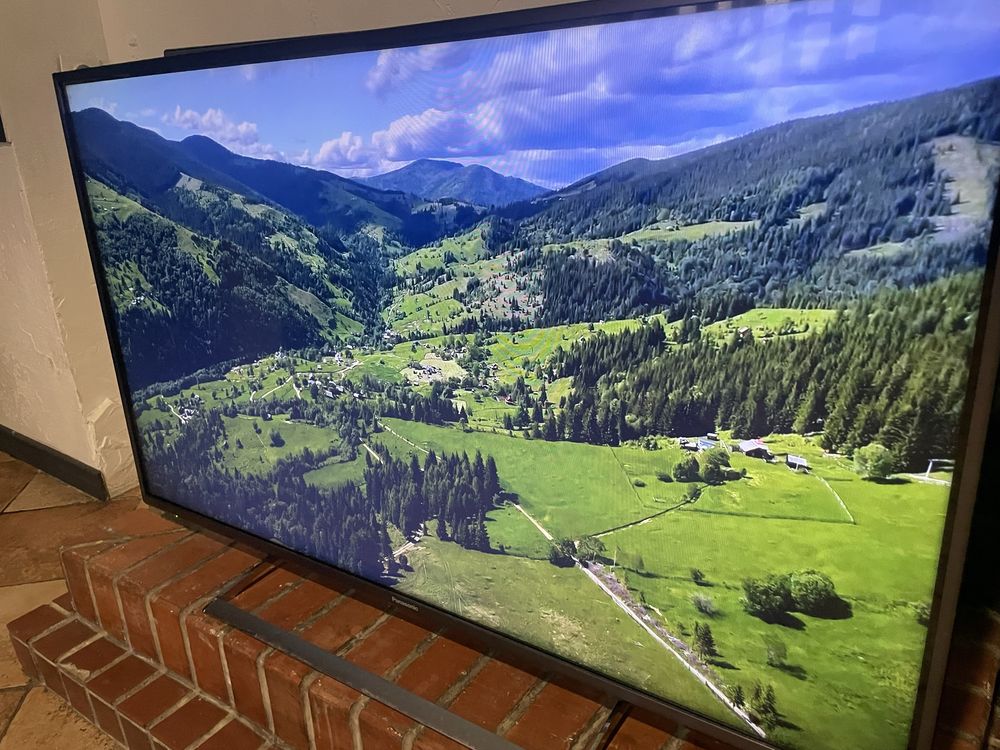 Телевізор Panasonic 47 Smart tv