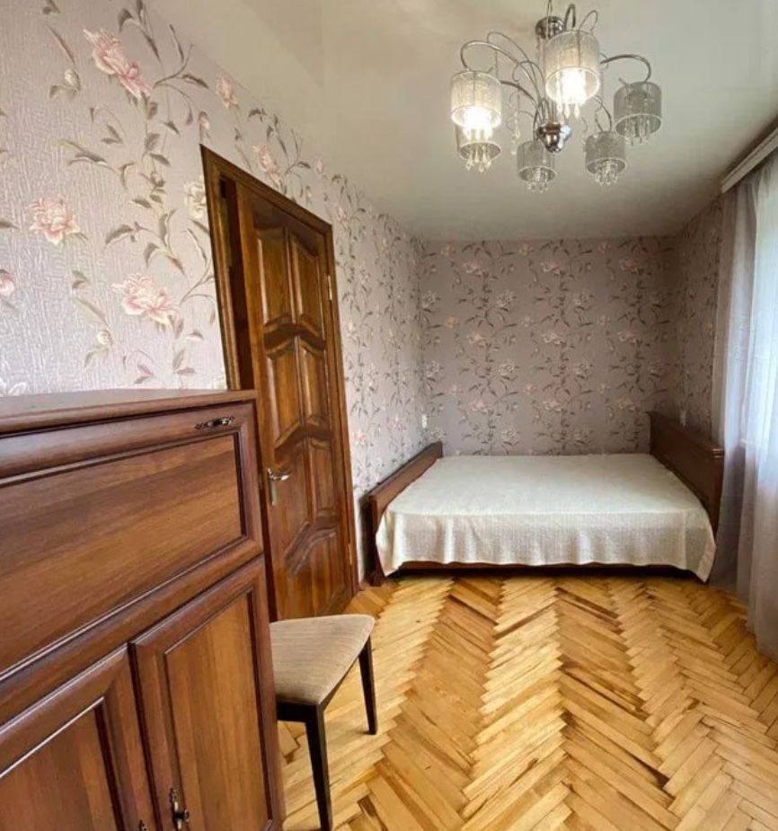 В продаже 2 к квартира в Центральном районе города пр.А Поля (кирова)