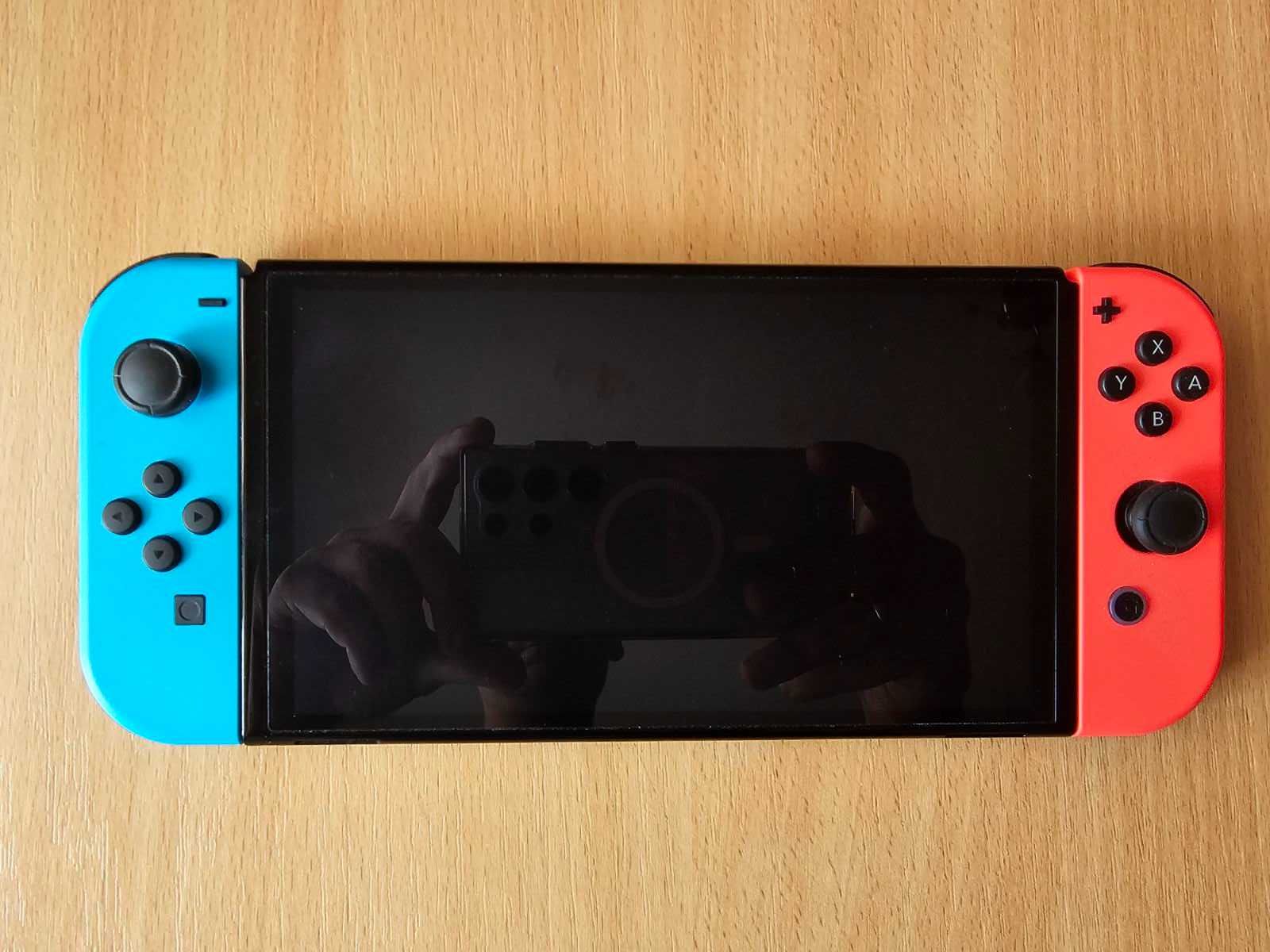 Продам Nintendo Switch+карта пам'яті на 1тб